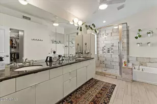 7240 N Dreamy Draw Dr, Phoenix, AZ 85020 - Photo 26