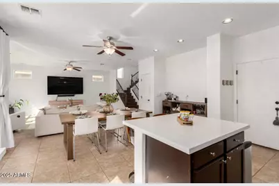 4083 E Cherry Hills Drive, Chandler, AZ 85249 - Photo 12