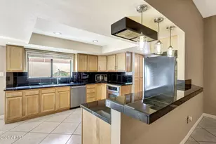 6505 N 12th Wy, Phoenix, AZ 85014 - Photo 10