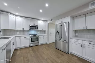 7535 W Kimberly Way, Glendale, AZ 85308 - Photo 24