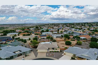 11114 W Peace Court, Sun City, AZ 85351 - Photo 48