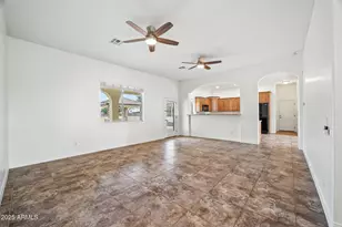 24325 S 183rd Pl, Gilbert, AZ 85298 - Photo 8