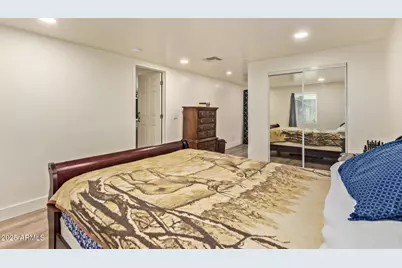 231 W Desert Drive, Phoenix, AZ 85041 - Photo 12