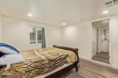 231 W Desert Drive, Phoenix, AZ 85041 - Photo 14