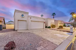 10549 E Elmhurst Dr, Sun Lakes, AZ 85248 - Photo 2