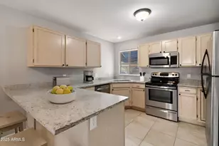 220 N 22nd Pl, Mesa, AZ 85213 - Photo 4