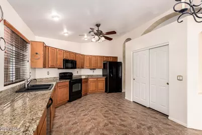 4209 W Wahalla Lane, Glendale, AZ 85308 - Photo 18