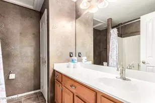 4209 W Wahalla Ln, Glendale, AZ 85308 - Photo 28