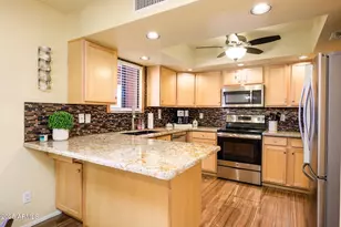 12212 N Paradise Vlg Pkwy S, Phoenix, AZ 85032 - Photo 4