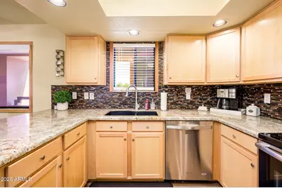 12212 N Paradise Village Parkway S #445, Phoenix, AZ 85032 - Photo 6