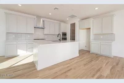 351 E Lindo Lane, San Tan Valley, AZ 85140 - Photo 2
