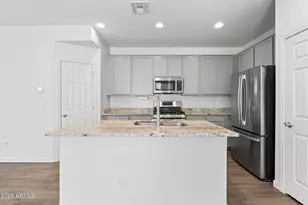 1334 W Sparrow Dr, San Tan Valley, AZ 85140 - Photo 10