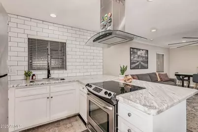 6240 N 16th Street #46, Phoenix, AZ 85016 - Photo 4