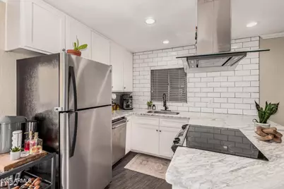 6240 N 16th Street #46, Phoenix, AZ 85016 - Photo 2