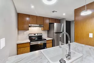 3033 E Devonshire Ave, Phoenix, AZ 85016 - Photo 2