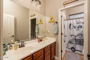 1817 W Horsetail Trail, Phoenix, AZ 85085 - Photo 14