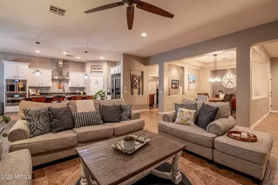 1817 W Horsetail Trail, Phoenix, AZ 85085 - Photo 6