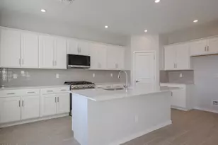 23043 W Potter Dr, Surprise, AZ 85387 - Photo 10