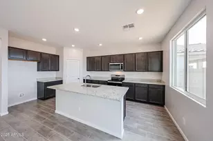 23043 W Potter Dr, Surprise, AZ 85387 - Photo 4