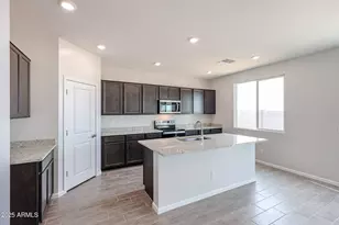 23043 W Potter Dr, Surprise, AZ 85387 - Photo 10