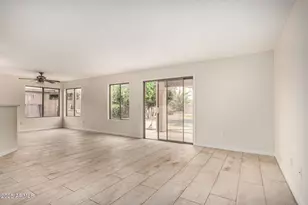 21078 N 74th Ln, Glendale, AZ 85308 - Photo 8