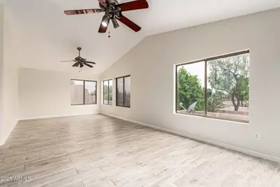 21078 N 74th Lane, Glendale, AZ 85308 - Photo 10