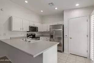 4613 E Walnut Rd, Gilbert, AZ 85298 - Photo 14