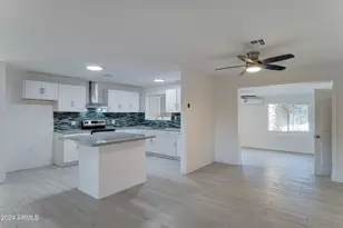 4522 N 14th Ave, Phoenix, AZ 85013 - Photo 8