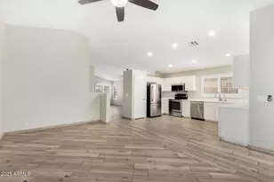 3942 E Agave Rd, Phoenix, AZ 85044 - Photo 12