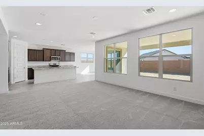 25111 N 170th Lane, Surprise, AZ 85387 - Photo 14