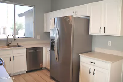 15345 W Port Royale Lane, Surprise, AZ 85379 - Photo 6