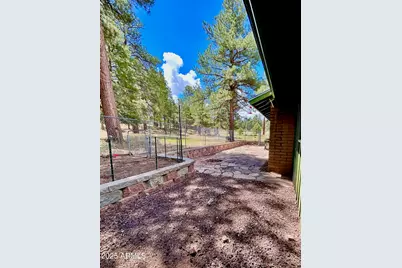 2283 E Chisholm Trail, Flagstaff, AZ 86005 - Photo 20