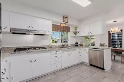 936 E 8th Place, Mesa, AZ 85203 - Photo 8