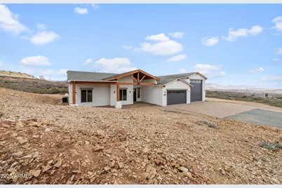 15900 E Lone Fox Trail, Dewey, AZ 86327 - Photo 38