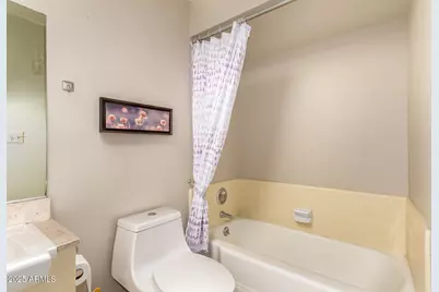 11054 N Coggins Drive, Sun City, AZ 85351 - Photo 18