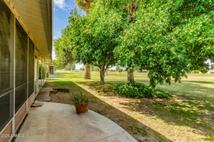 11054 N Coggins Dr, Sun City, AZ 85351 - Photo 24