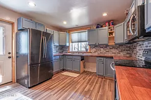 4933 Sawmill Rd, Clay Springs, AZ 85923 - Photo 4