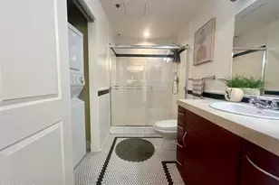 114 W Adams St, Phoenix, AZ 85003 - Photo 32