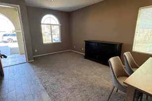 949 E Indian Wells Pl, Chandler, AZ 85249 - Photo 4