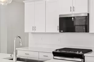 16040 W Bronco Trl, Surprise, AZ 85387 - Photo 32