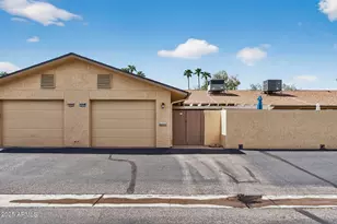 18207 N 136th Ave, Sun City West, AZ 85375 - Photo 32