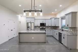 8287 S Elohyna Ln, Hereford, AZ 85615 - Photo 10