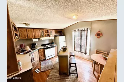 3527 Broken Arrow Road, Overgaard, AZ 85933 - Photo 2