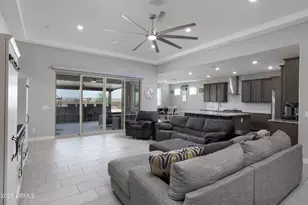 18493 W Hiddenview Dr, Goodyear, AZ 85338 - Photo 10