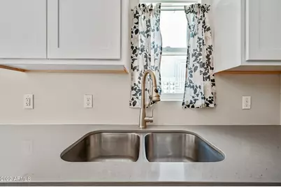 2142 E Taylor Street #7, Phoenix, AZ 85006 - Photo 6