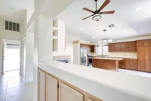 3211 E Menadota Dr, Phoenix, AZ 85050 - Photo 44