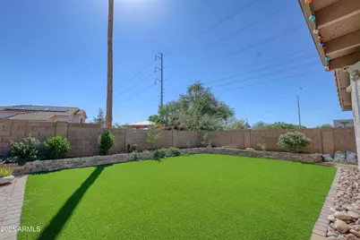 3211 E Menadota Drive, Phoenix, AZ 85050 - Photo 32