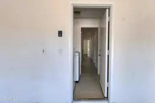 3211 E Menadota Dr, Phoenix, AZ 85050 - Photo 68