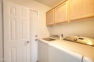 3211 E Menadota Dr, Phoenix, AZ 85050 - Photo 72