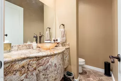 213 E Summerside Road, Phoenix, AZ 85042 - Photo 18